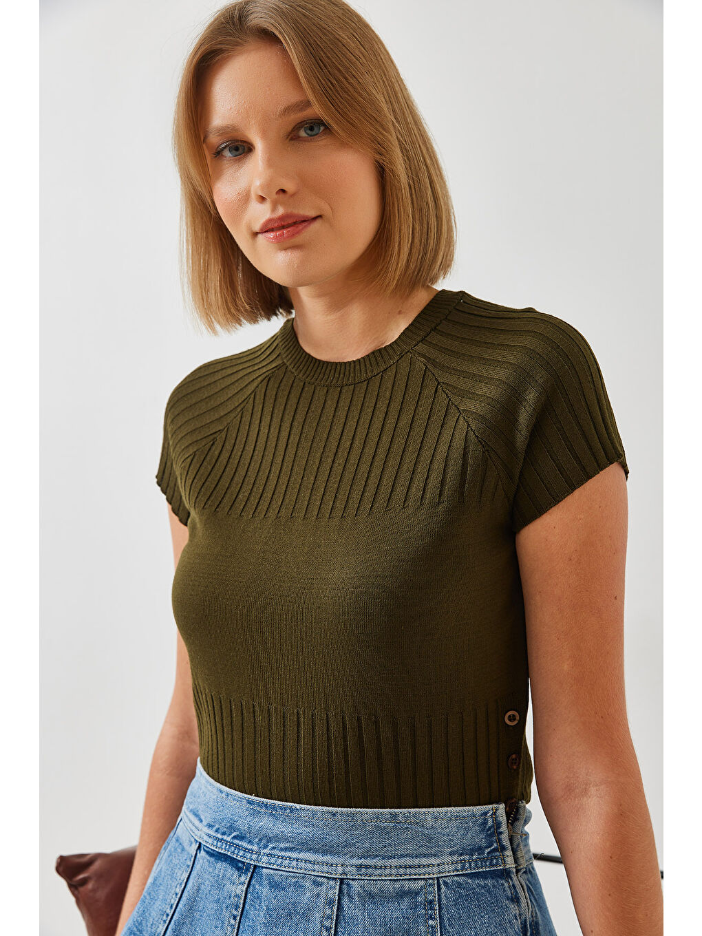 Haki Kadın Yandan Düğmeli Kazak-5