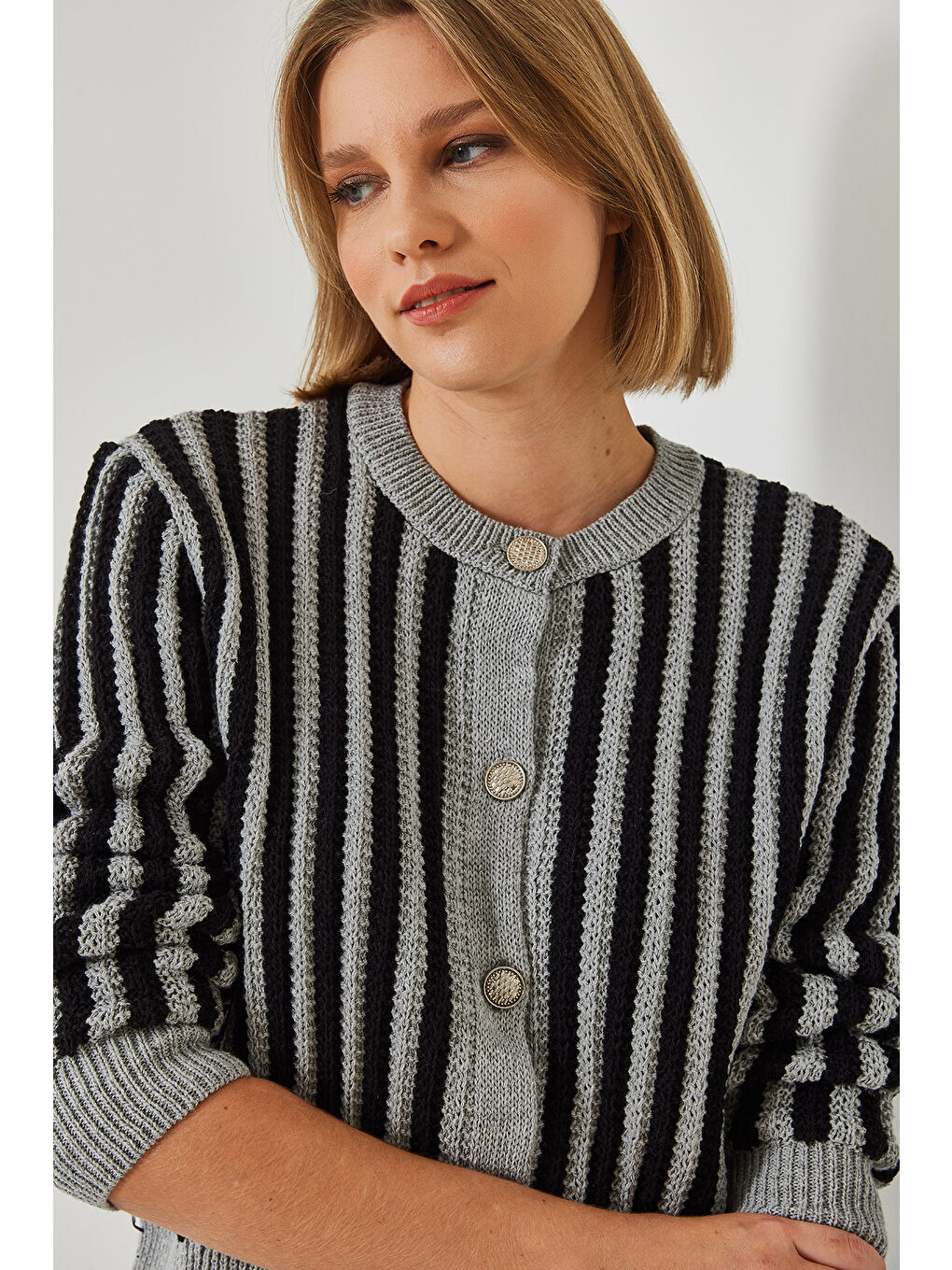 Gri Kadın Çizgili Triko Hırka-3