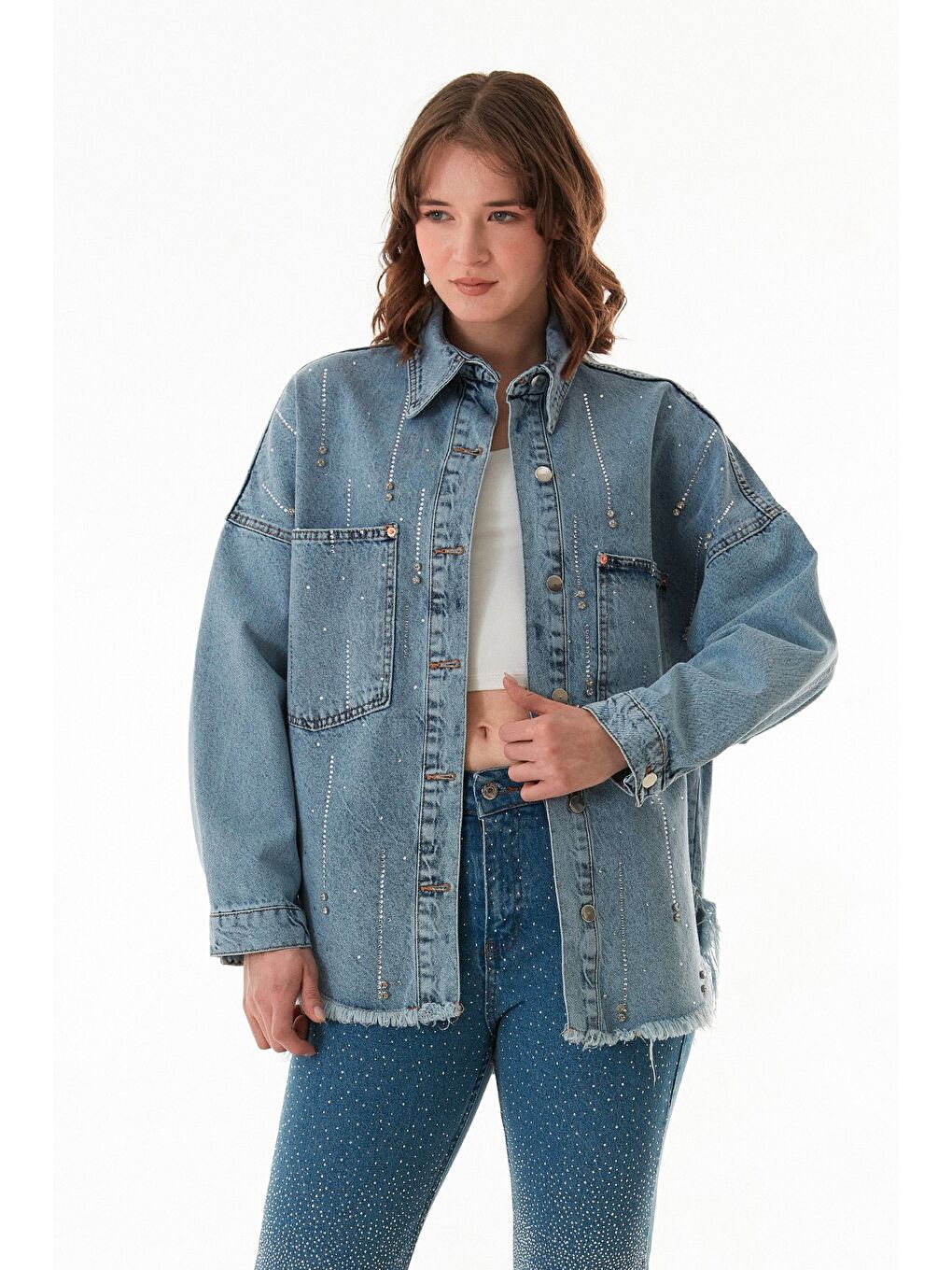 Mavi Taşlı Püsküllü Çift Cepli Oversize Jean Ceket