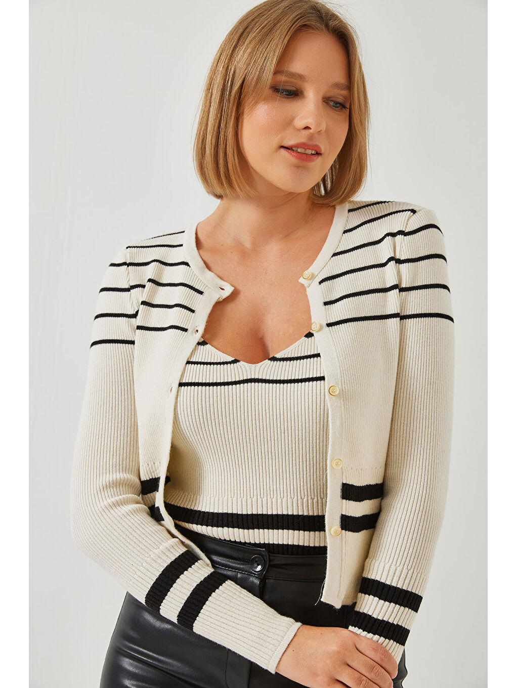 Ekru Kadın Çizgili Düğmeli İkili Triko Hırka-4
