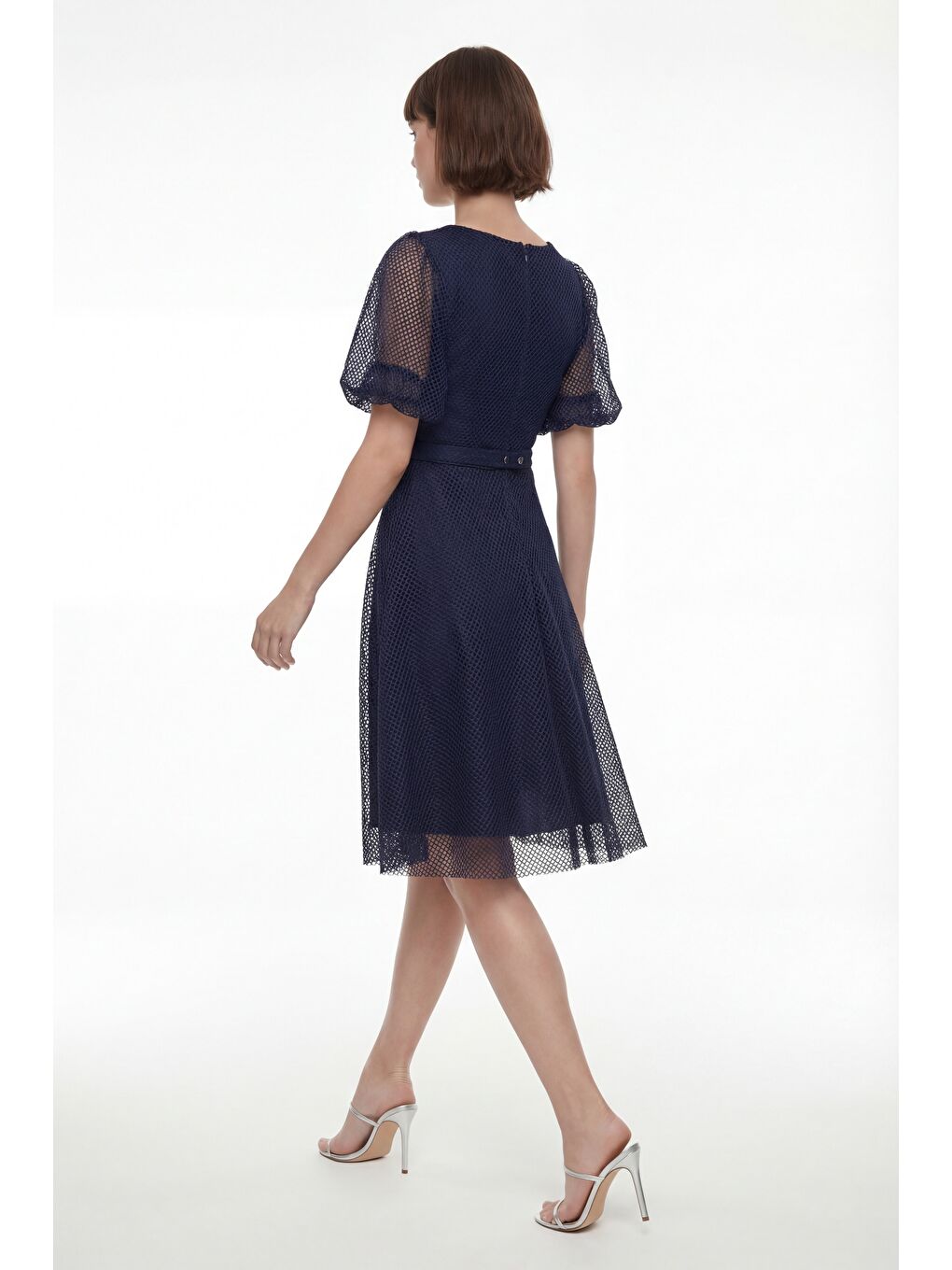 Kadın Lacivert Balon Kol File Kumaş Detaylı Midi Kloş Abiye Elbise-5