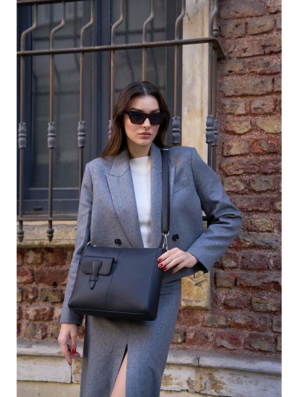 Darla Ayarlanabilir Çapraz Kadın Çanta - Siyah-1