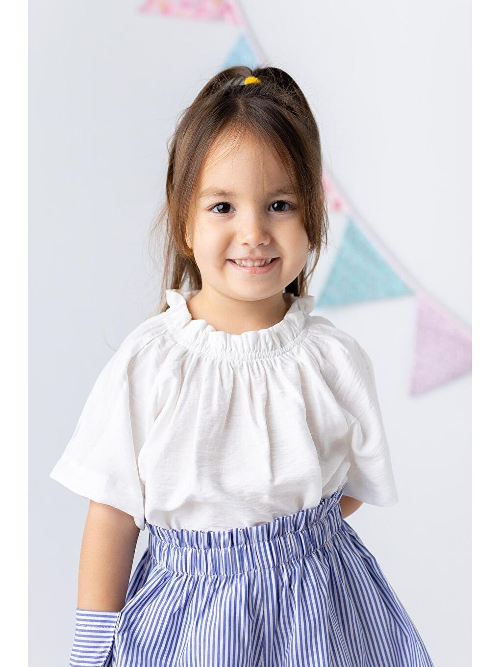 Beyaz Kız Çocuk Dokuma Viskon Düz Bluz