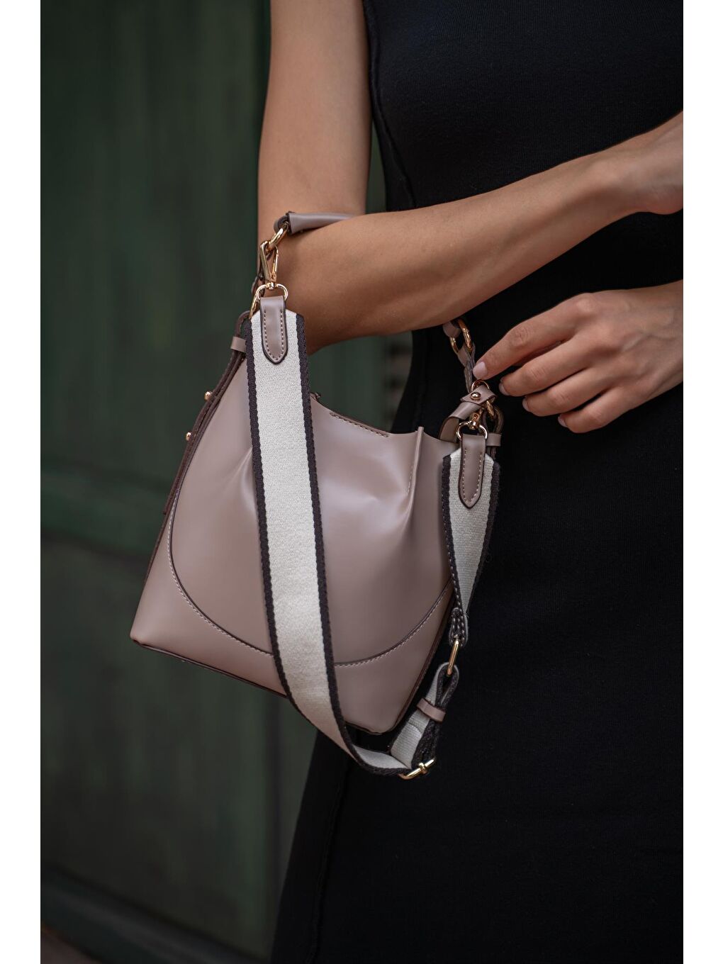 Bej Lauro Üst Dikişli Cüzdanlı Bucket Kadın Çanta - Vizon-2