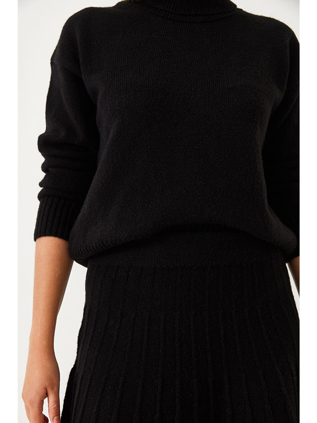 Siyah Kadın Etekli Triko Alt Üst Takım-2