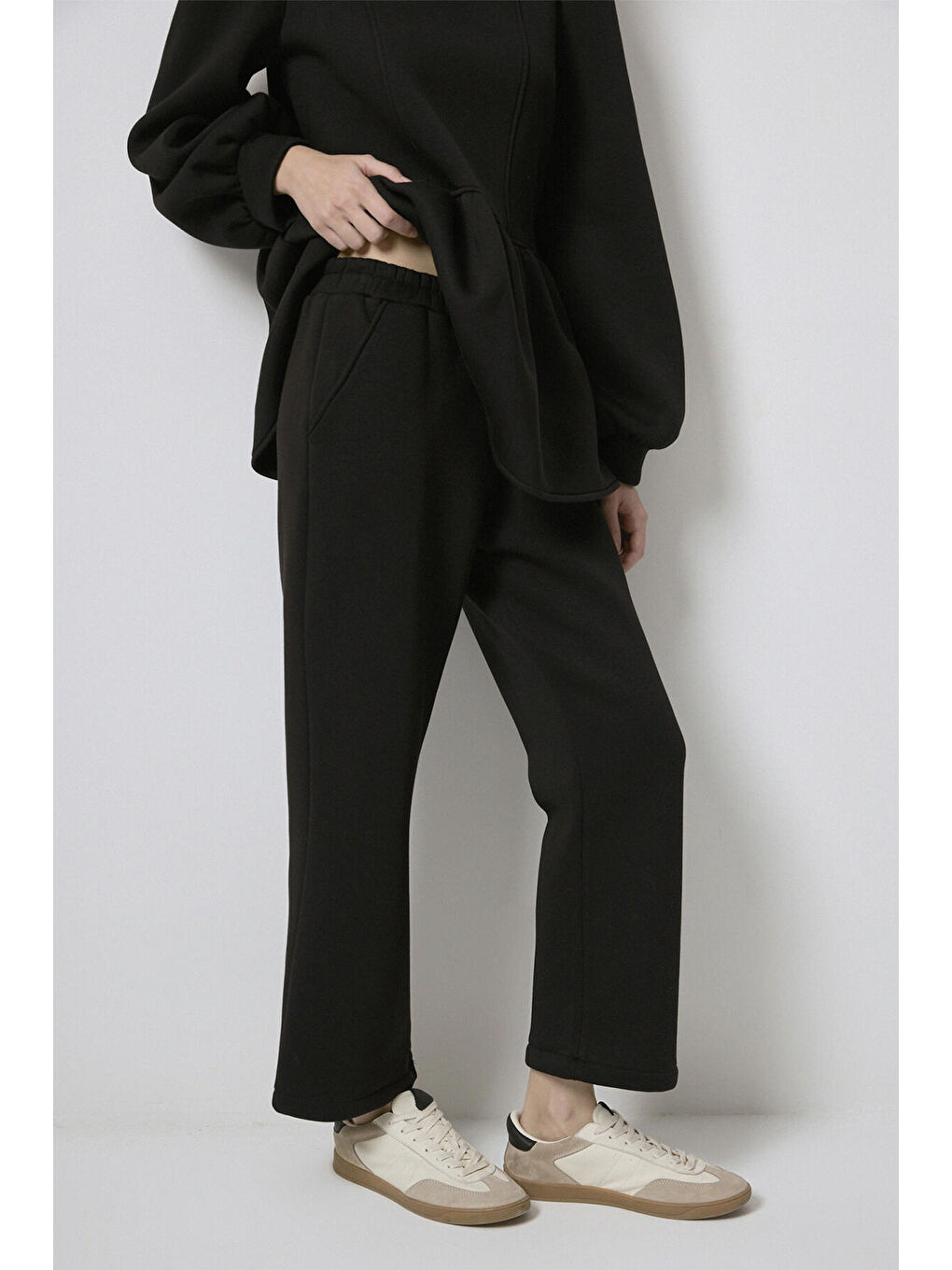 Siyah Beli Büzgülü Örme Takım-4