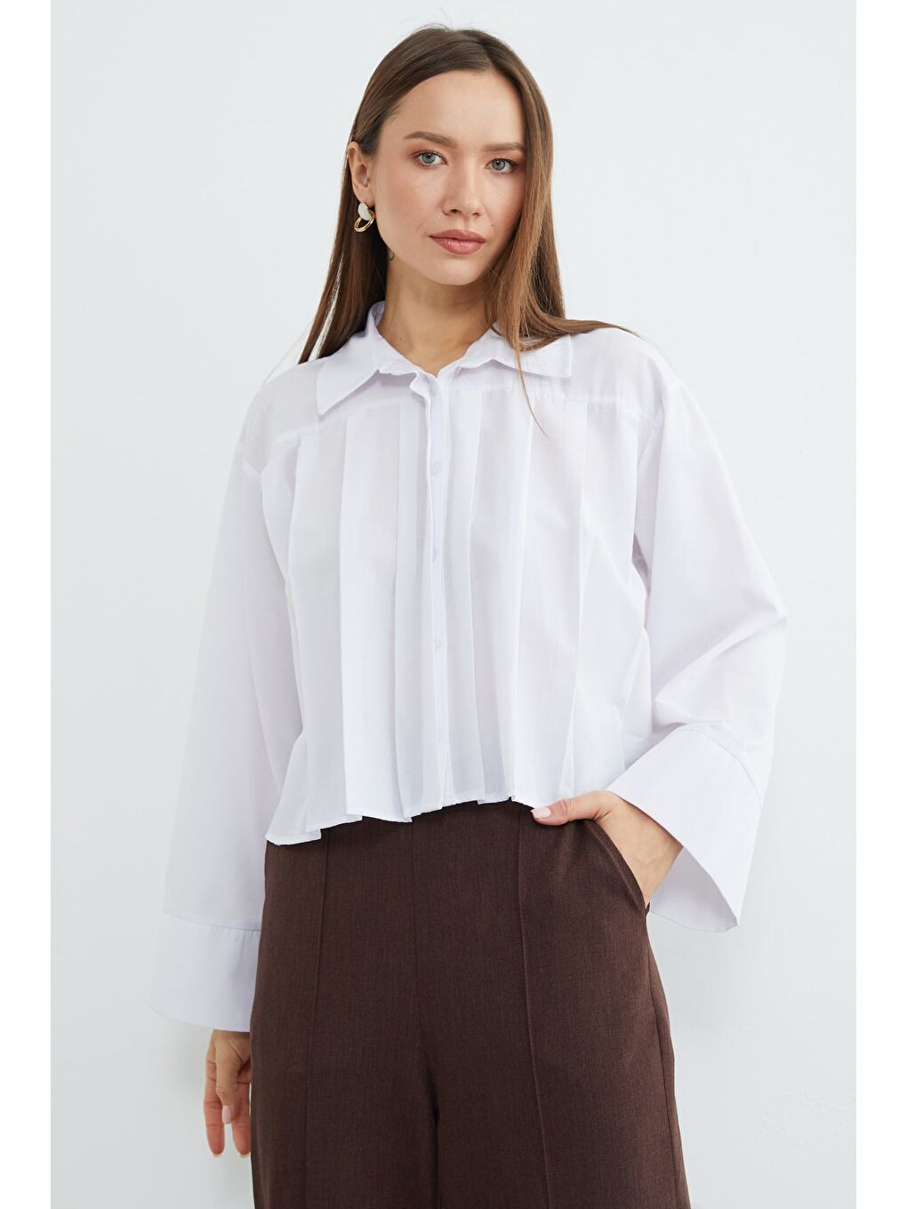 Beyaz Pileli Geniş Kol Salaş Crop Gömlek-3