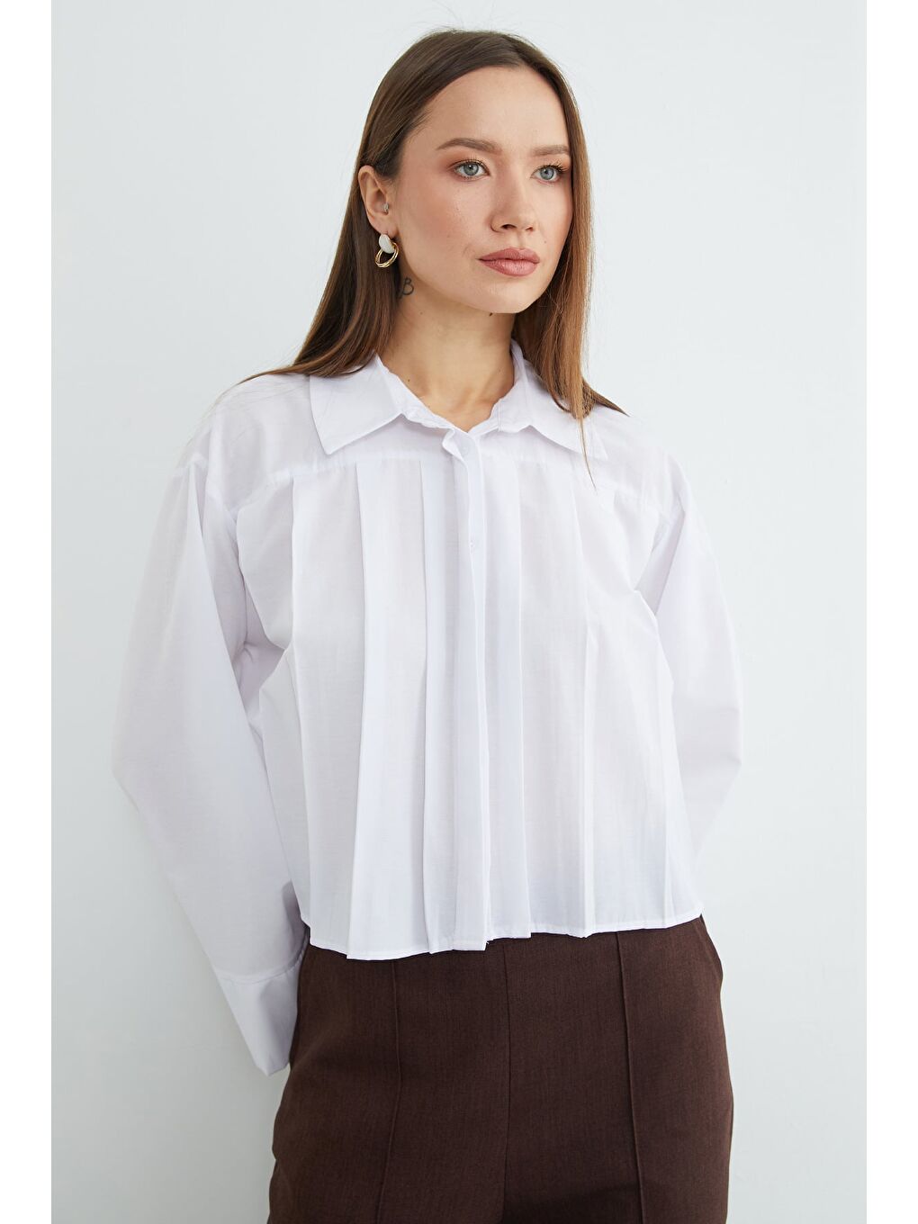 Beyaz Pileli Geniş Kol Salaş Crop Gömlek-4