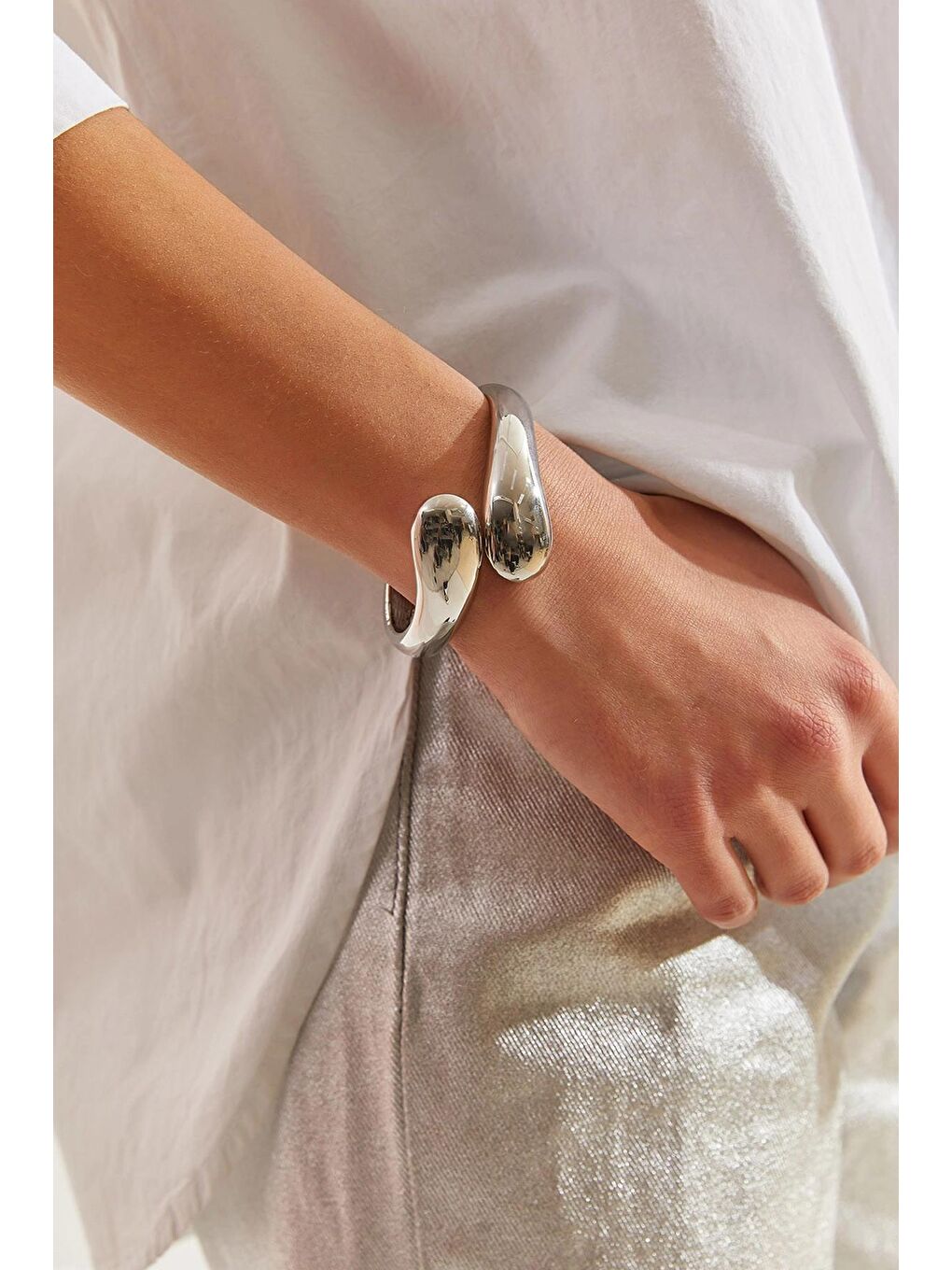 Gri Kadın Aksesuar Çelik Yılan Kelepçe Bileklik-2