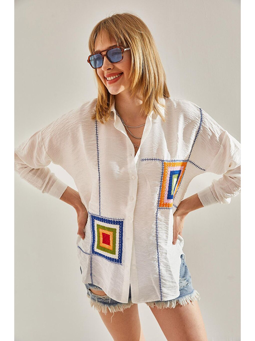 Turkuaz Kadın Süzene Nakışlı Keten Ayrobin Gömlek-4