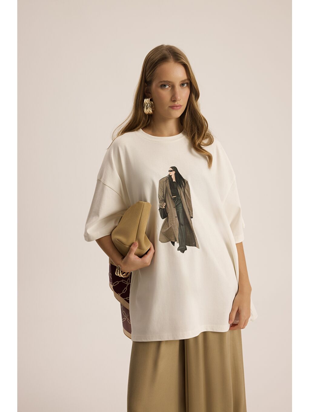 Quinn Oversize Beyaz T-Shirt-5