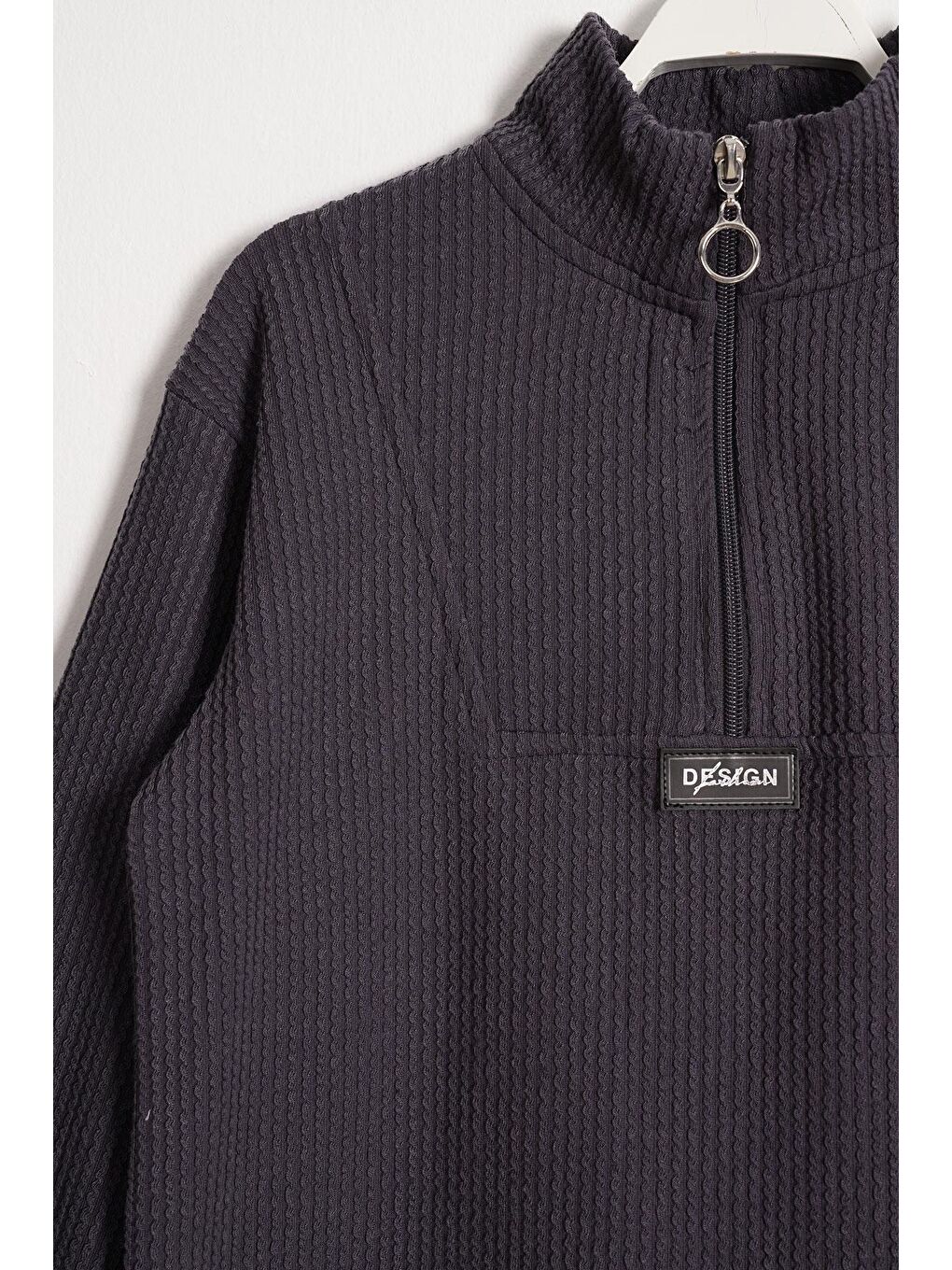 Gri Balıkçı Yaka Arma Detaylı Fermuarlı Füme Renk Kız Çocuk Eşofman Takım-1