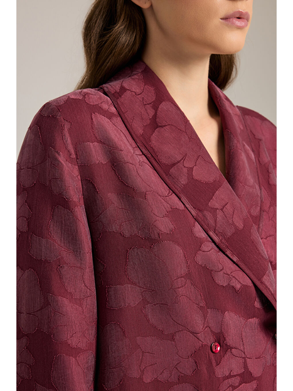 Bordo Dokulu Kruvaze Kapama Lyocell Pijama Üstü-4