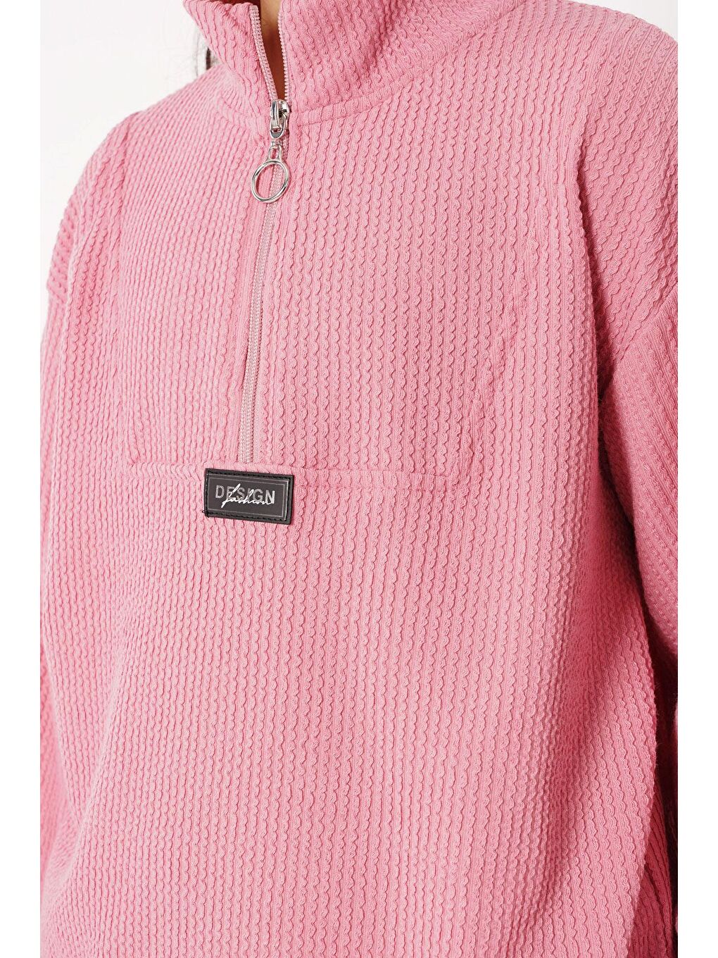 Pembe Balıkçı Yaka Arma Detaylı Fermuarlı Gül Kurusu Renk Kız Çocuk Eşofman Takım-2