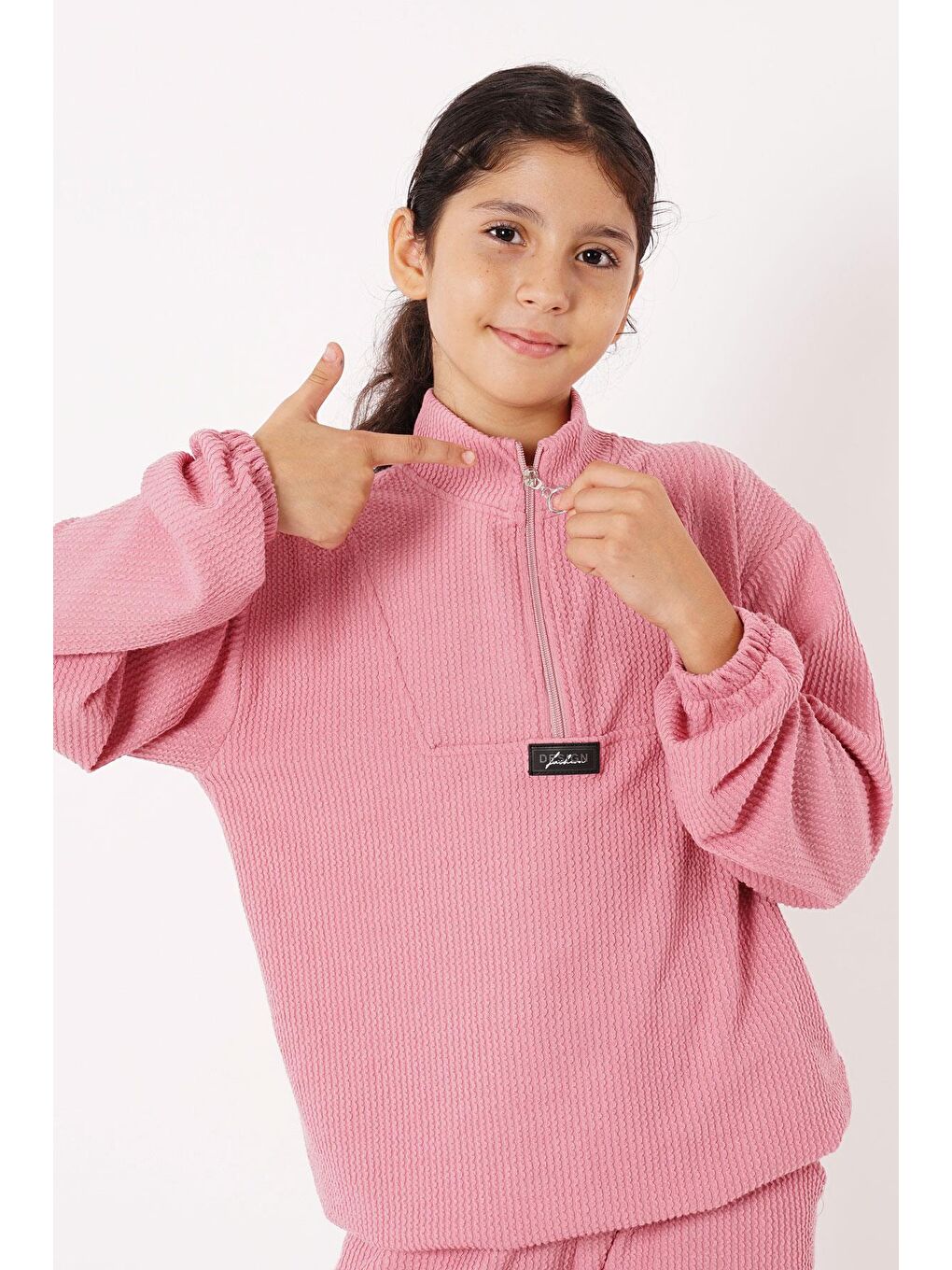 Pembe Balıkçı Yaka Arma Detaylı Fermuarlı Gül Kurusu Renk Kız Çocuk Eşofman Takım-5
