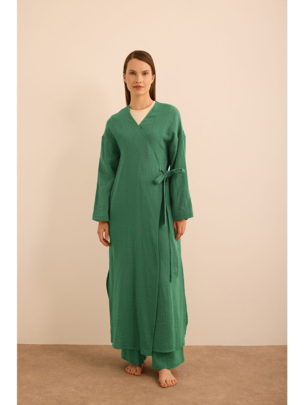 Haki Viscon Pamuk , Yandan Bağlamalı Sabahlık