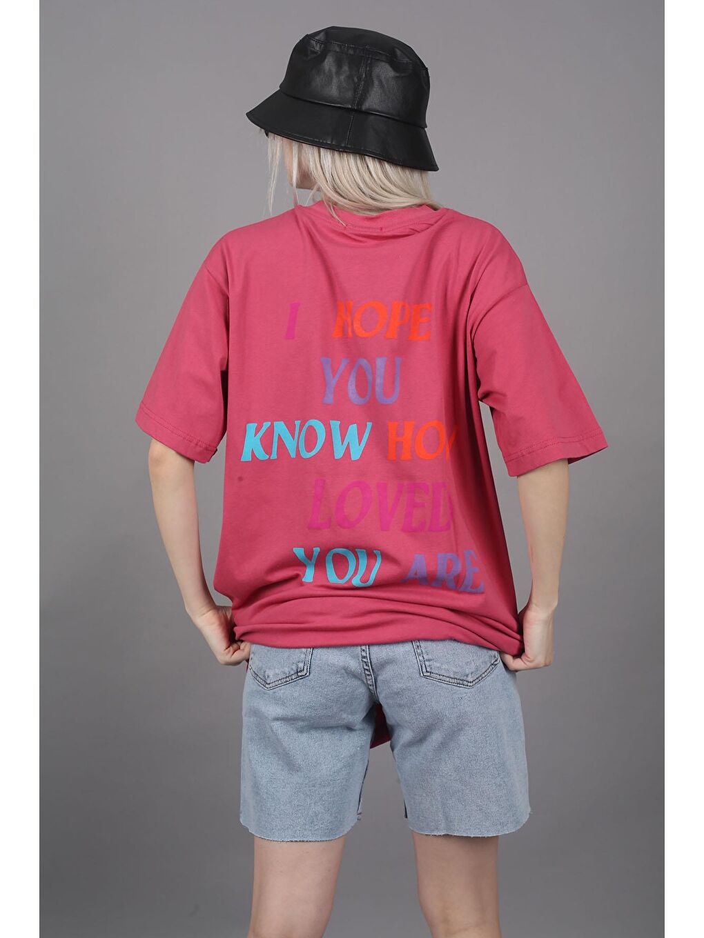 Pembe Baskılı Oversize Bisiklet Yaka Kadın Tişört-1