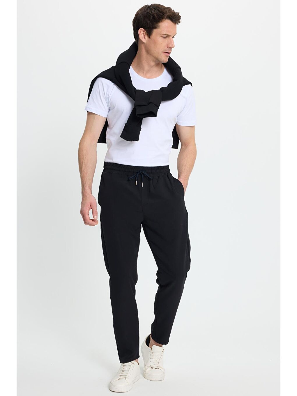 Erkek Regular Fit Beli Lastikli Bağcıklı Jogger Siyah Pantolon Rahat Kesim Yan Cepli-3