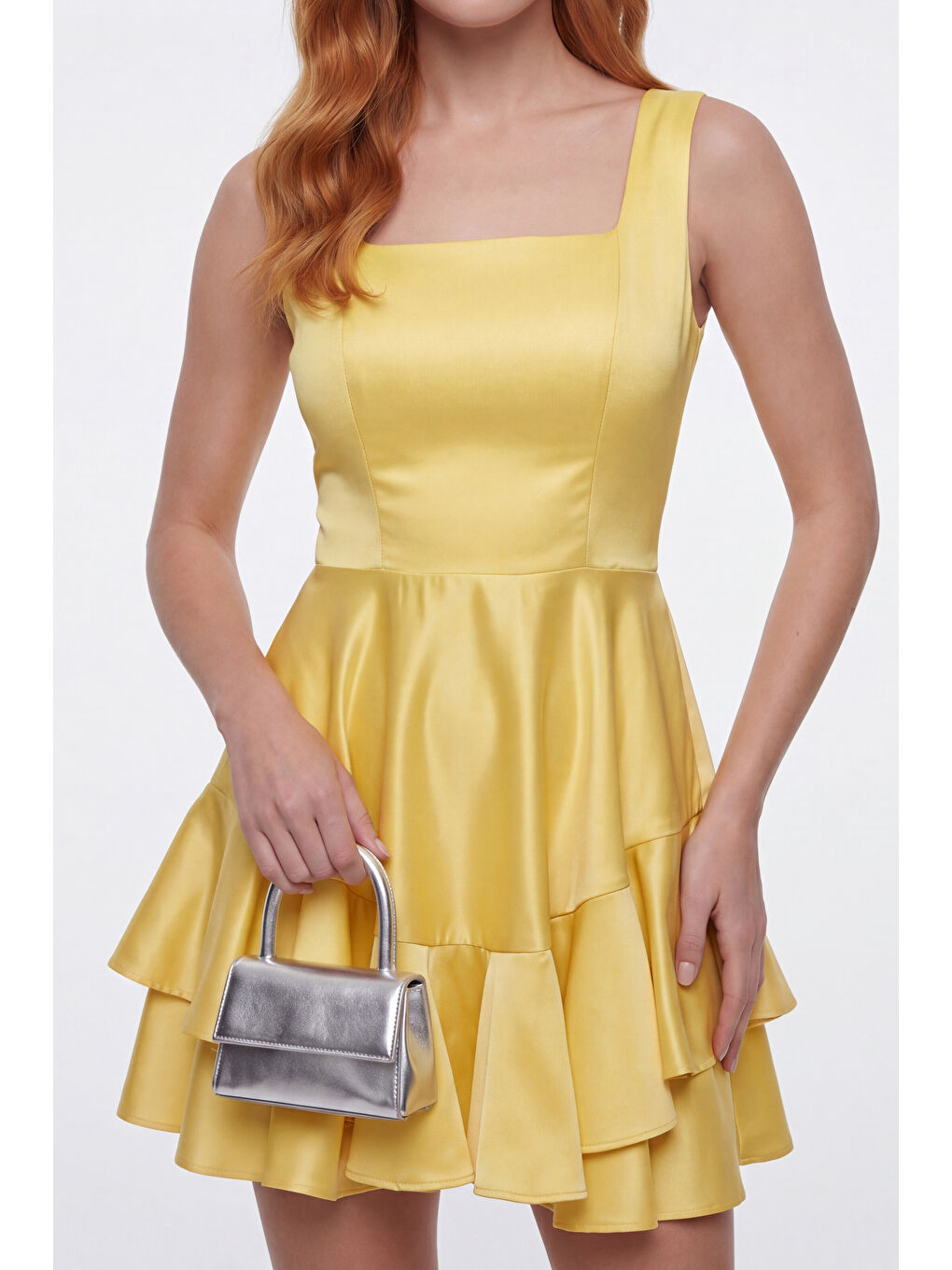 Kadın Sarı Kare Yaka Fırfırlı Mini Saten Mezuniyet Abiye Elbise-2