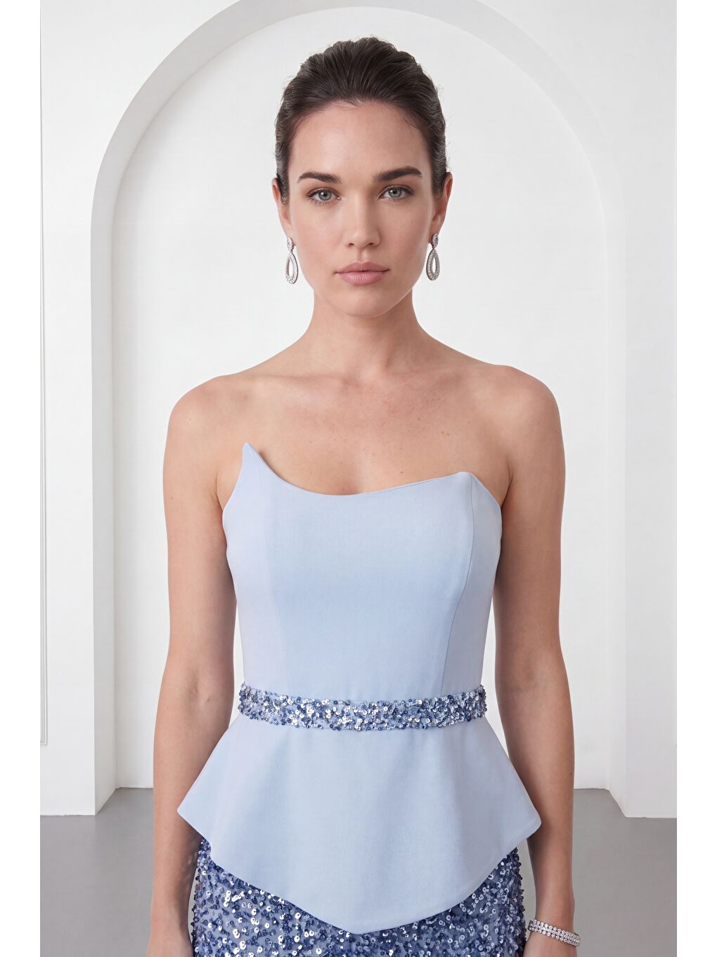 Kadın Bebe Mavi Dar Kalıp Straplez Yaka Pul Payet Uzun Abiye Elbise-2