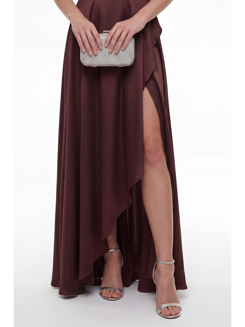 Kadın Kahverengi Taş Askılı Yaka Detay Uzun Saten Mezuniyet & Abiye Elbise-3