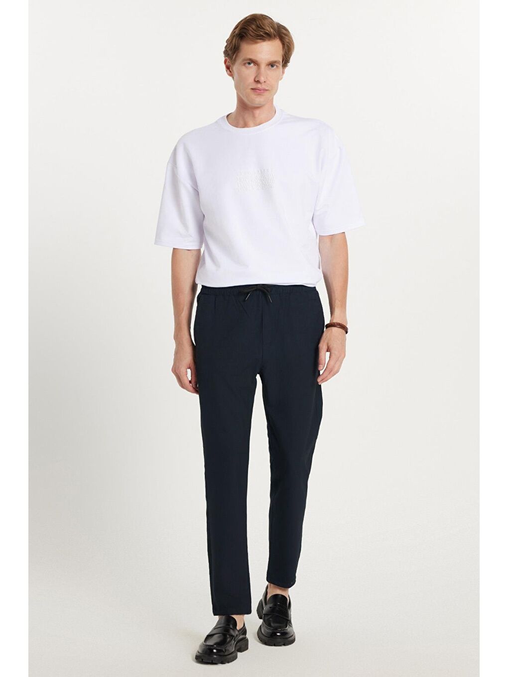 Erkek Slim Fit Dar Kesim Pamuklu Lastikli Beli Bağcıklı Lacivert Pantolon-1