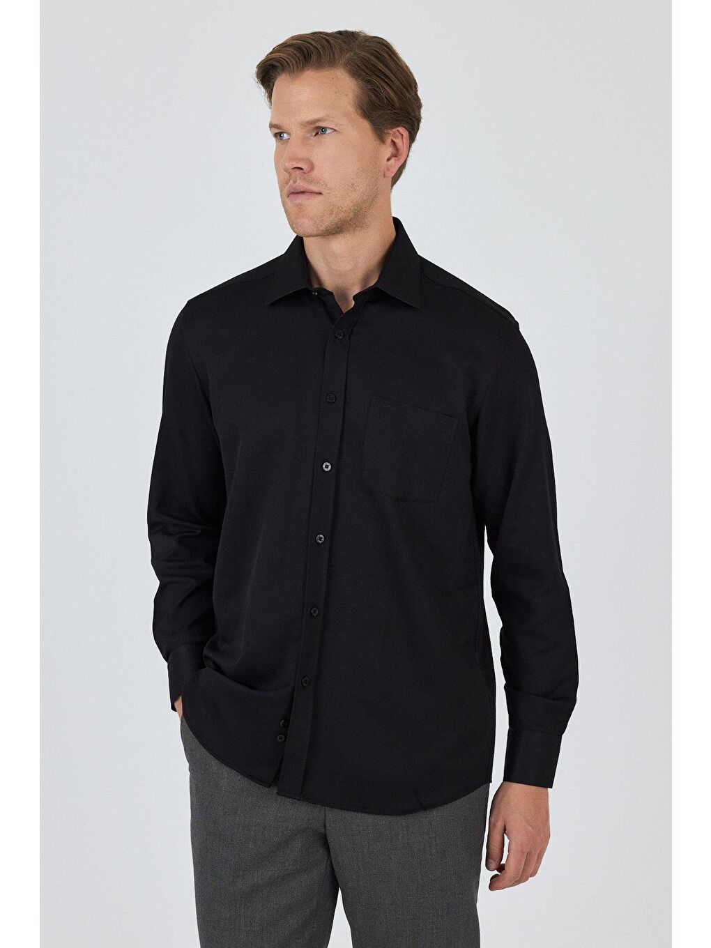 Siyah Uzun Kol Desenli Armürlü Sert Yaka Cepli Pamuklu Classic Comfort Fit Gömlek 1004250178-2