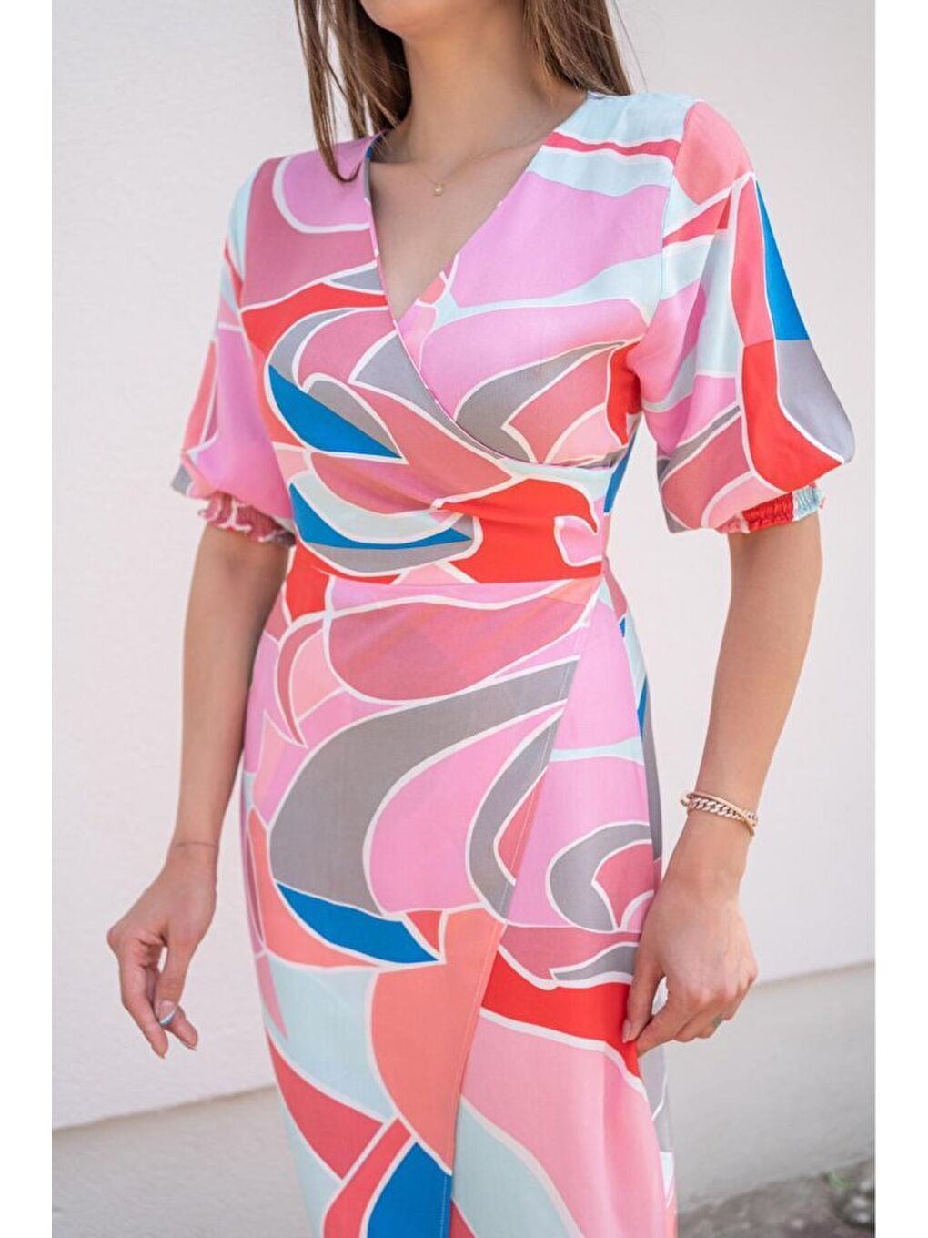 Fuşya Desenli Yırtmaçlı Elbise-3