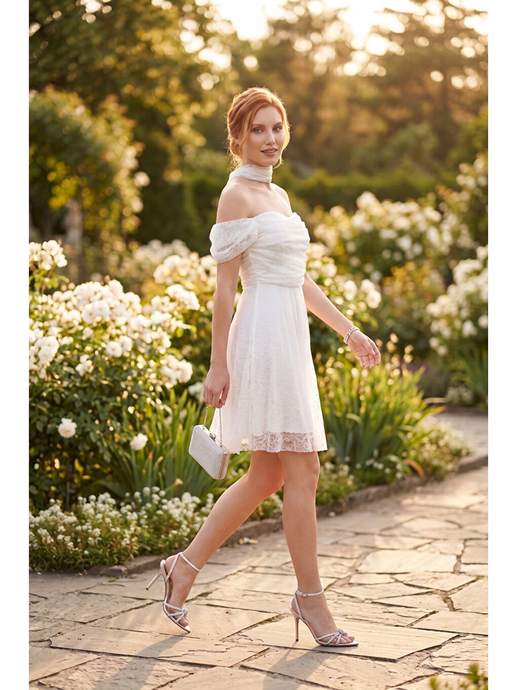 Kadın Beyaz Kayık Yaka Dantelli Mini Mezuniyet & Abiye Elbise-3