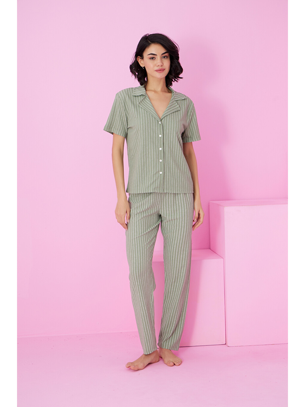 Yeşil Bürümcük Krınkıl Kumaş Örme Düğmeli Pijama Takım7873-1