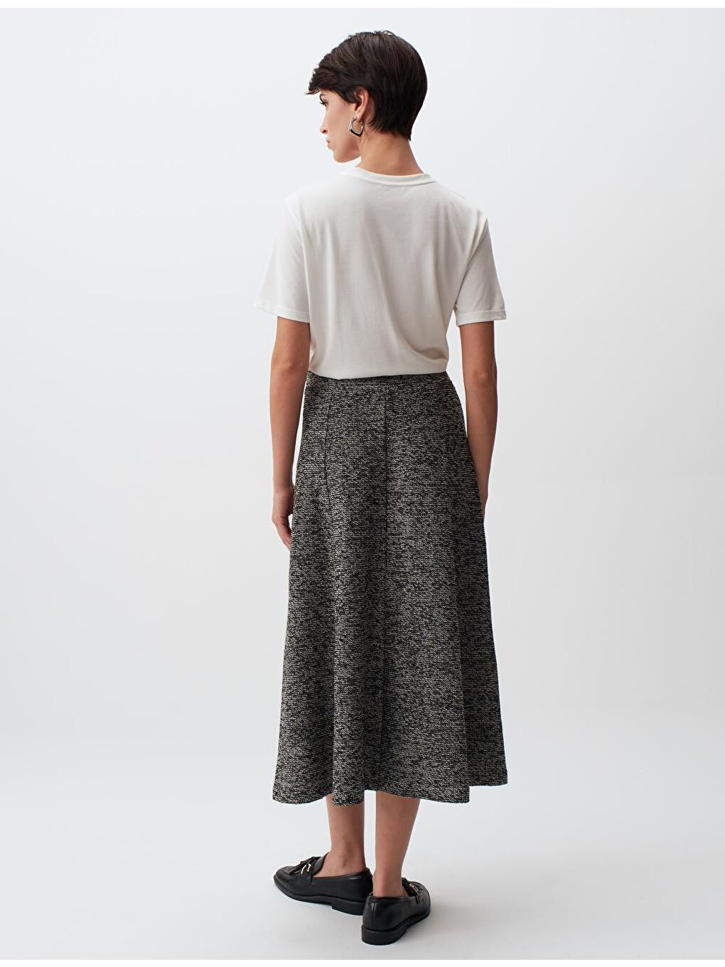 Siyah Yüksek Bel Fermuarlı Midi Etek-4