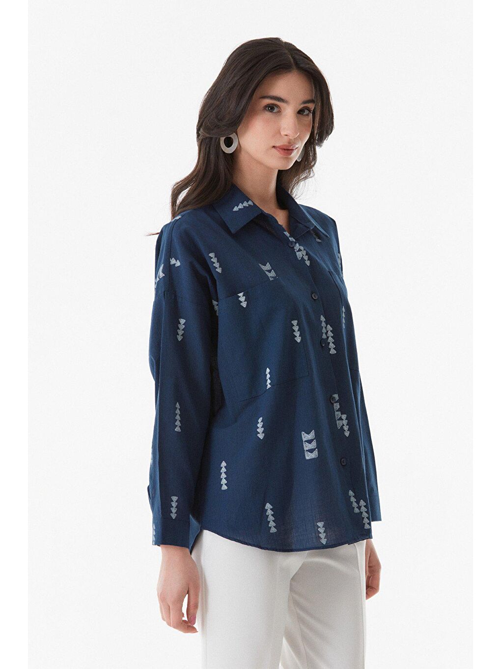 Lacivert Baskılı Çift Cepli Keten Gömlek-2