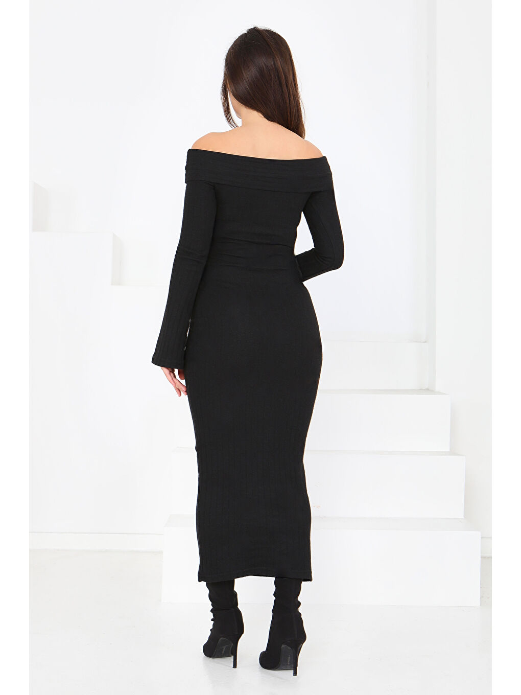 Madonna Yaka Kaşkorse Uzun Elbise Siyah - 27816-SIYAH-1