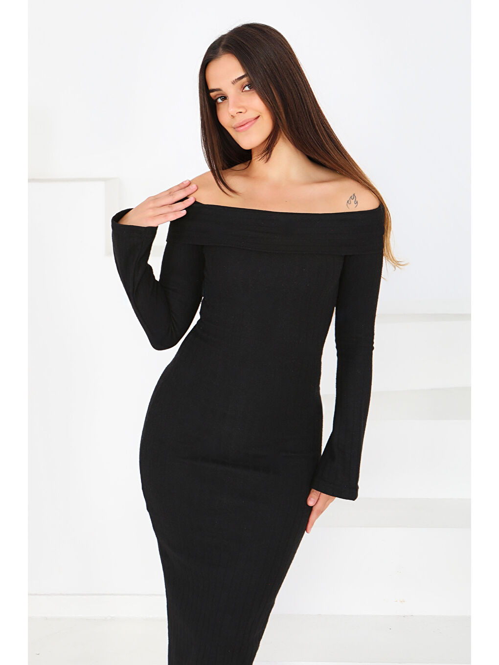 Madonna Yaka Kaşkorse Uzun Elbise Siyah - 27816-SIYAH-3