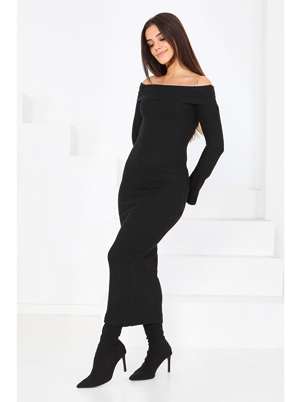 Madonna Yaka Kaşkorse Uzun Elbise Siyah - 27816-SIYAH-4