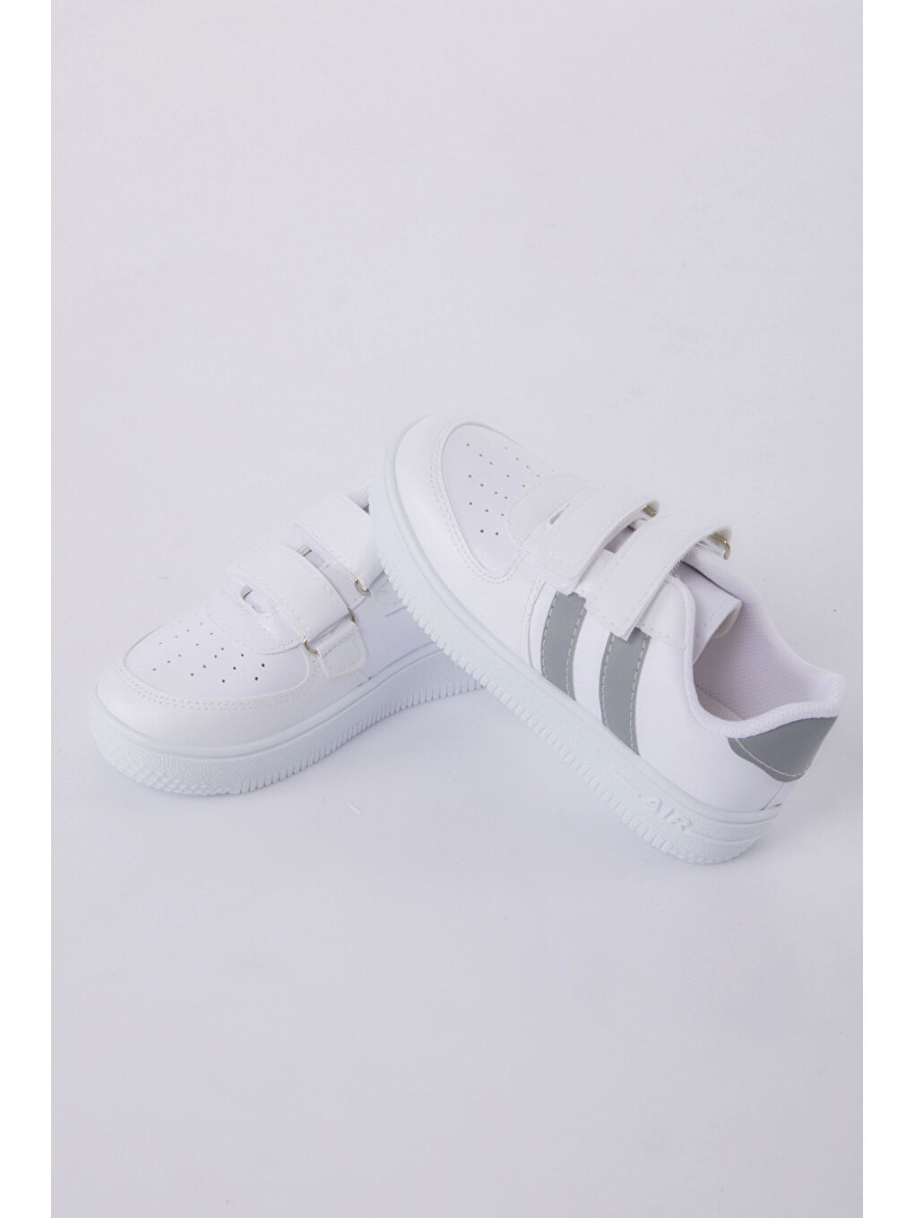 Kız Çocuk Beyaz Gri Cırt Cırtlı Spor Ayakkabı - 27088-1