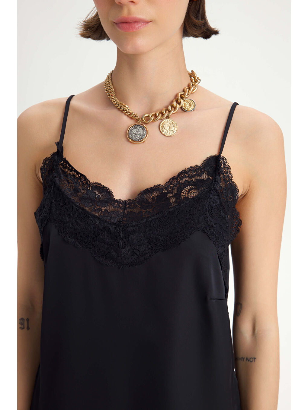 Maris Dantel Detay Siyah Saten Pantolon Takım-6