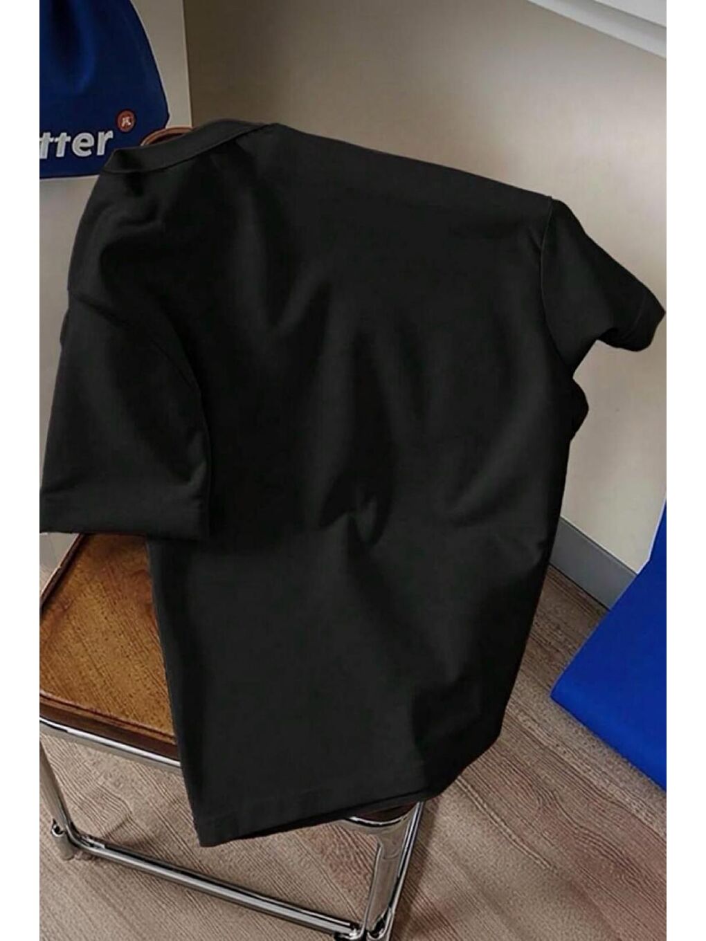 Siyah Gym Bunny - Halter Kaldıran Tavşan Baskılı Unisex Oversize Pamuklu Tişört-3