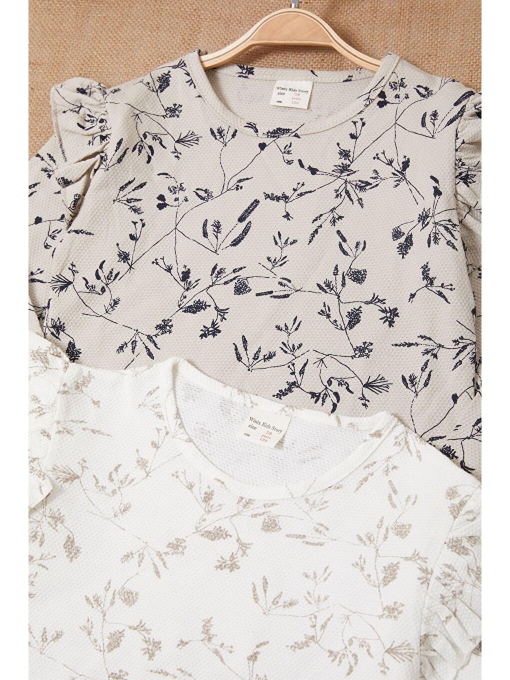 Beyaz Çiçekli Volanlı Uzun Kollu 2li Kız Çocuk Tişört Ekru-Krem 17618-4