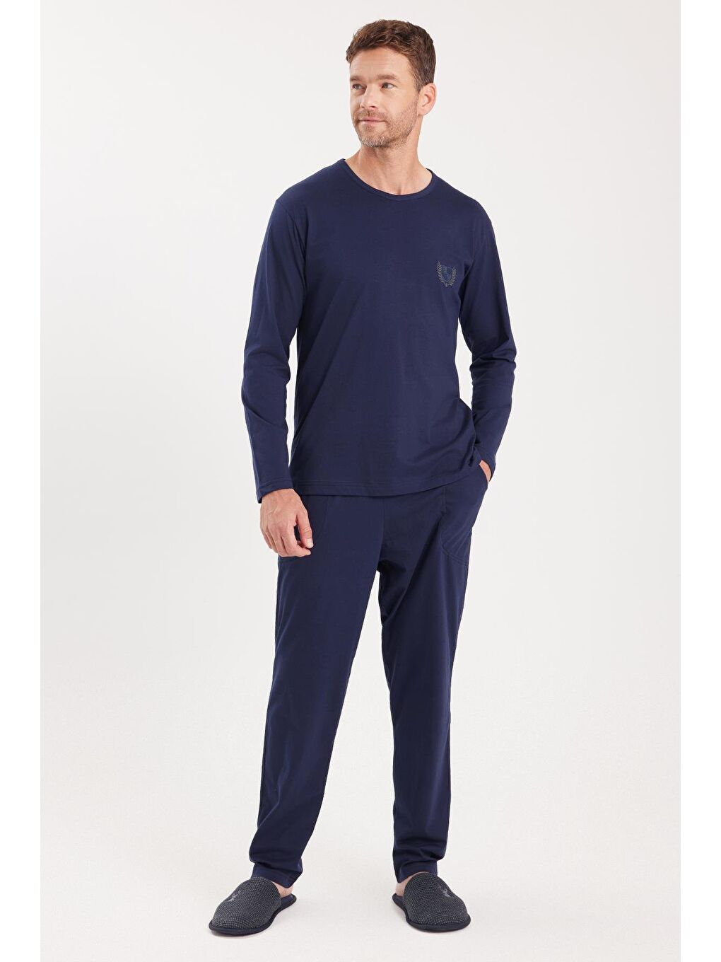 Erkek Standart Fit %100 Pamuk Bisiklet Yaka Beli Lastikli Lacivert Pijama Takımı