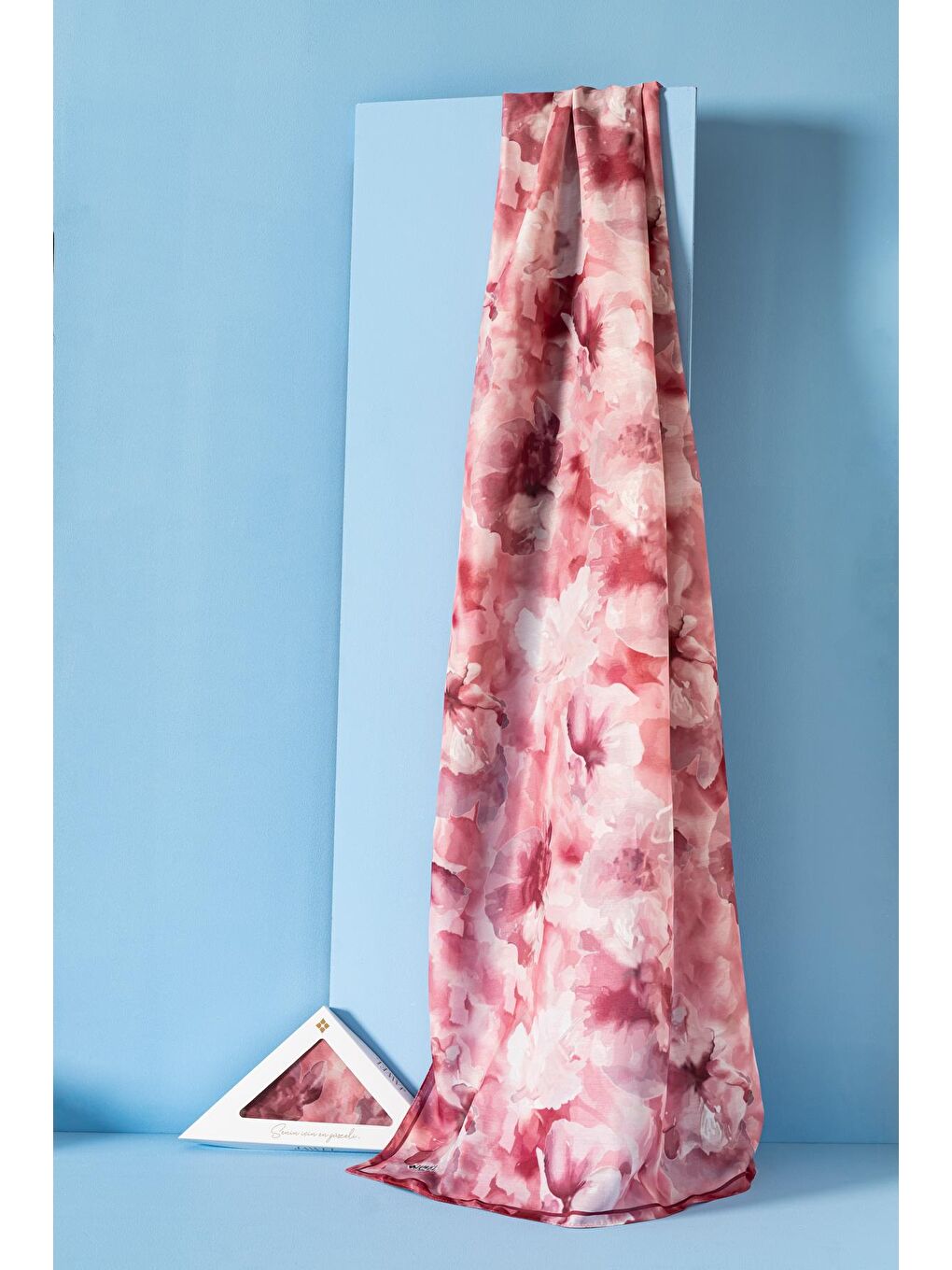 Bordo Kadın Desenli Aquarelle Soft Şal