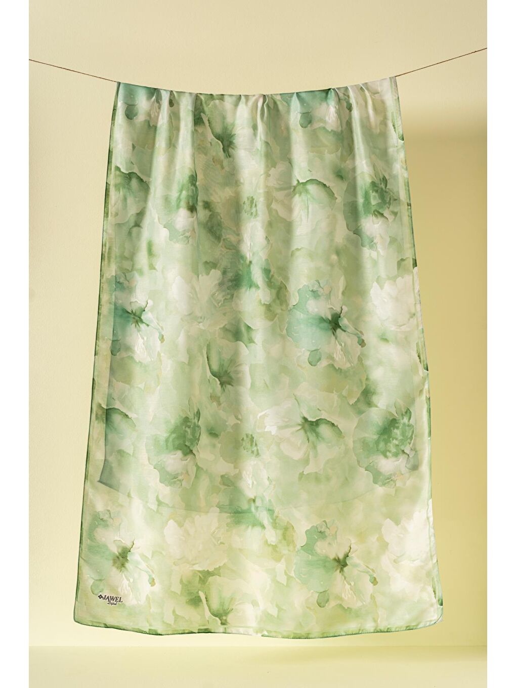 Yeşil Kadın Desenli Aquarelle Soft Şal-3