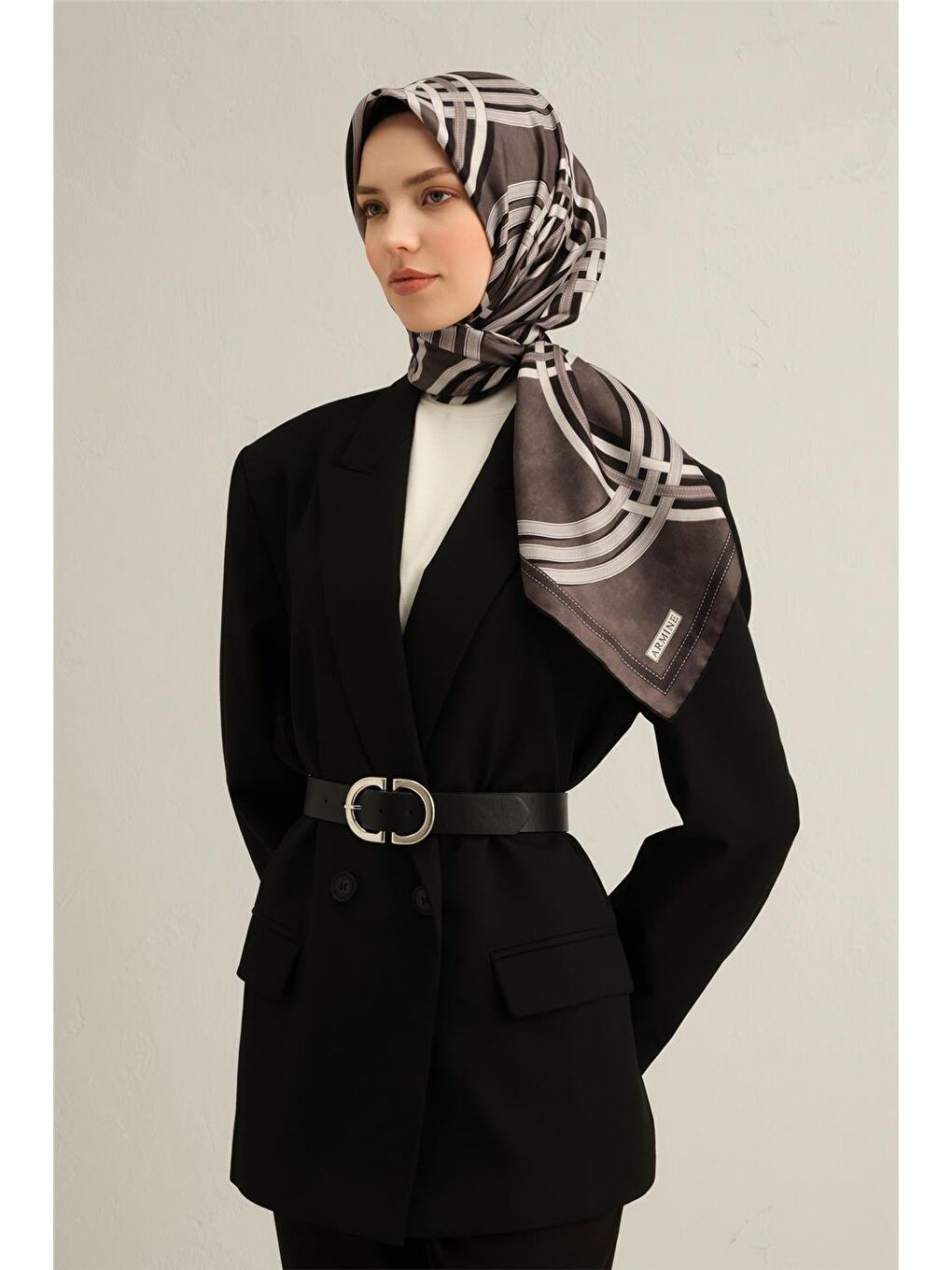 Kahverengi Soyut Desenli Saf İpek Sura Eşarp 9333 85-1