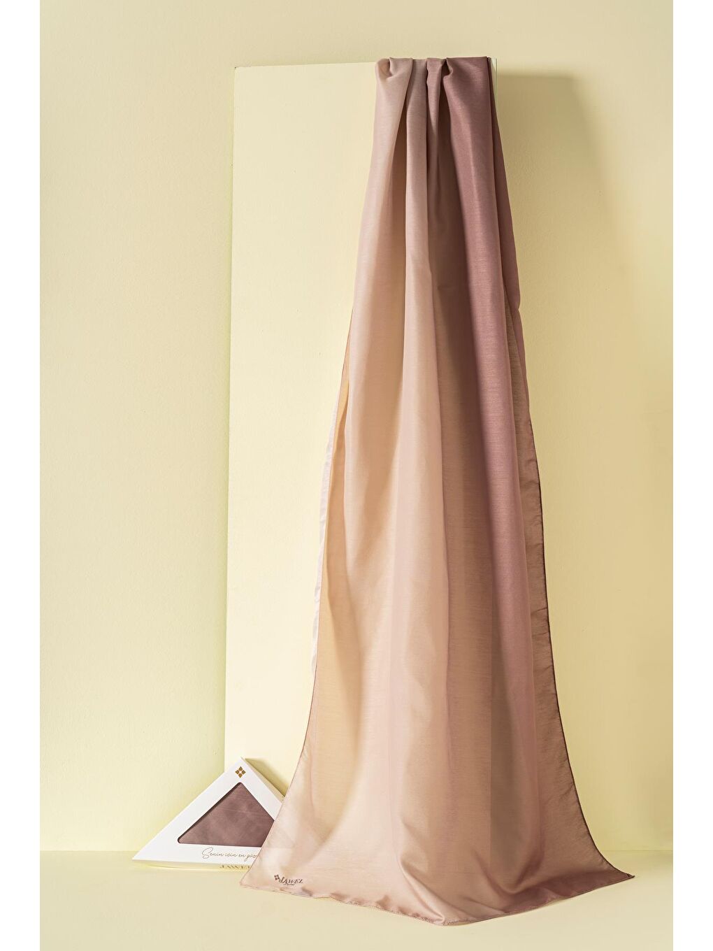 Bej Kadın Degrade Soft Şal