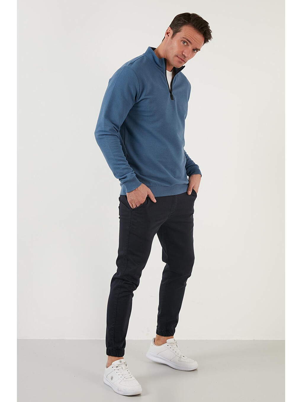 Mavi Pamuklu Slim Fit Yarım Fermuarlı Dik Yaka Sweat Erkek Sweat 5905400-2