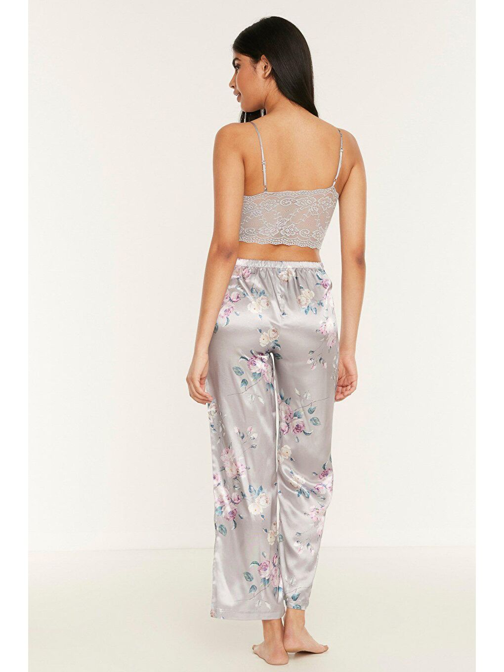 045 Kadın Desenli 3 Lü Saten Pijama Takım Gri-8