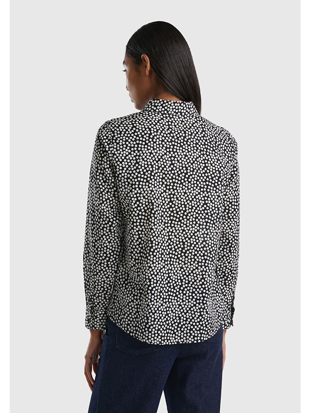 Kadın Siyah Beyaz Çiçekli Desenli Pamuk Gömlek-2