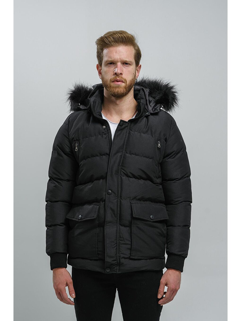 Siyah Kapüşonu Kürklü Suya Dayanıklı  Erkek Şişme Mont