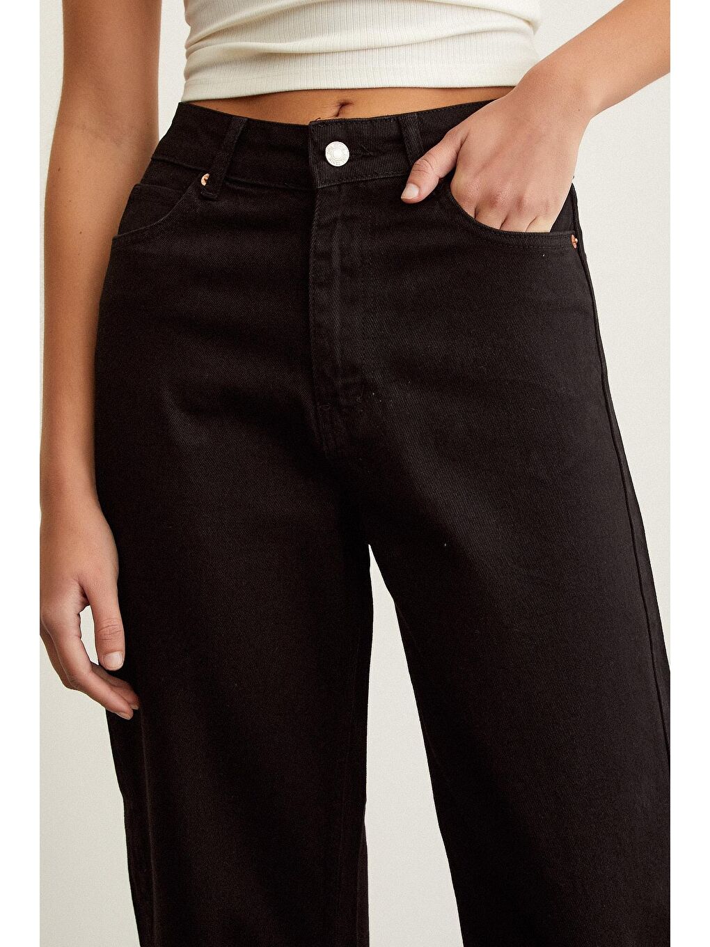 Siyah Yüksek Bel Mom Jean-4