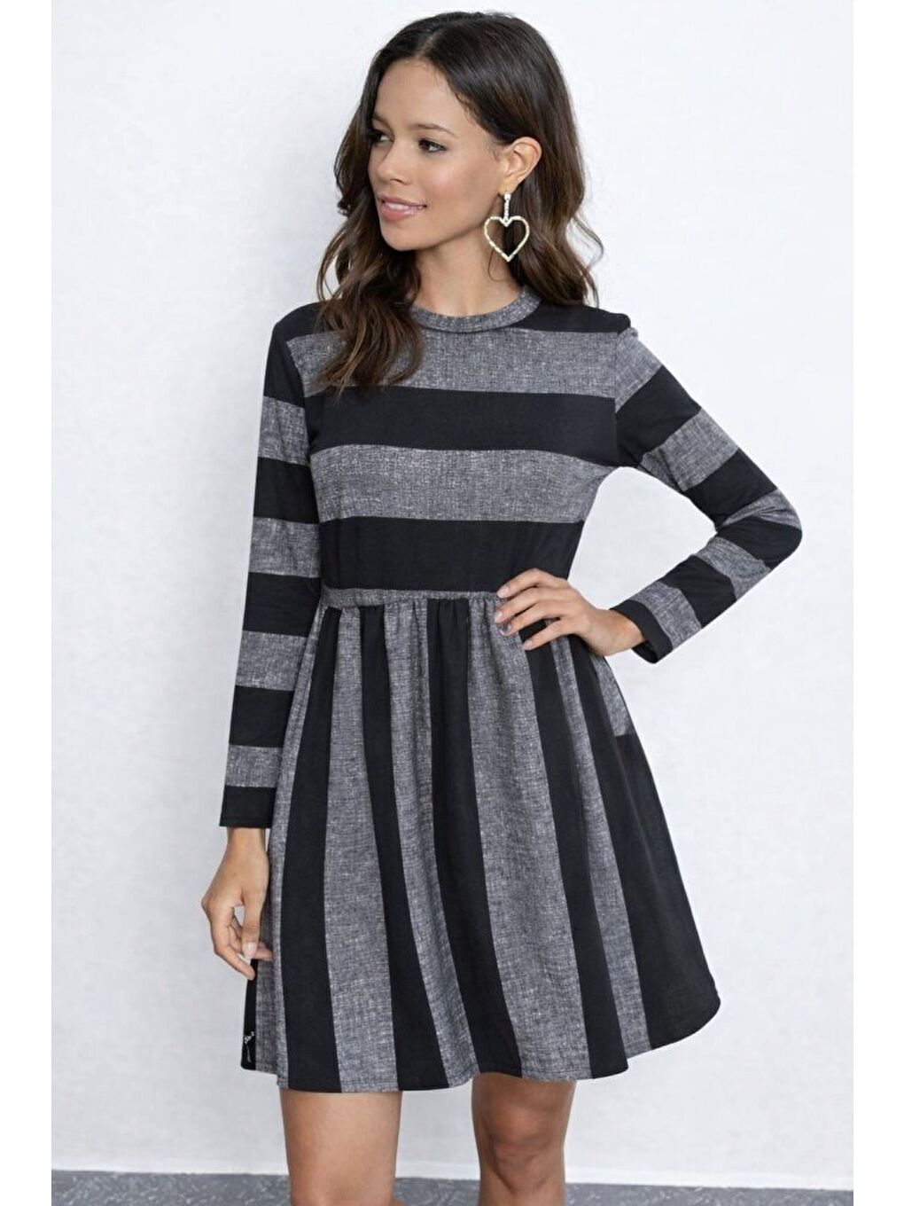 Siyah Kadın Uzun Kollu Bisiklet Yaka çizgili Desen Detaylı Süprem Mini Elbise-2